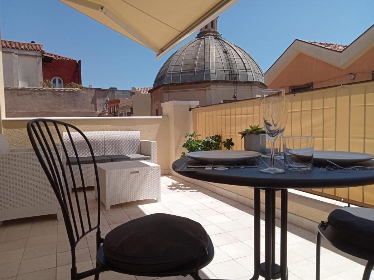Luxury Suite La Terrazza In Pieno Centro In Cagliari Kültér fotó