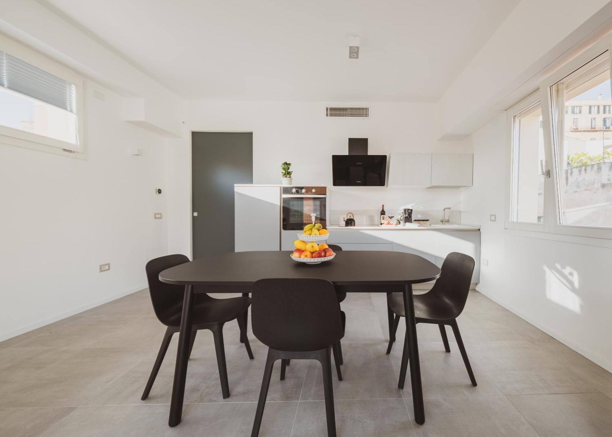 Luxury Suite La Terrazza In Pieno Centro In Cagliari Kültér fotó