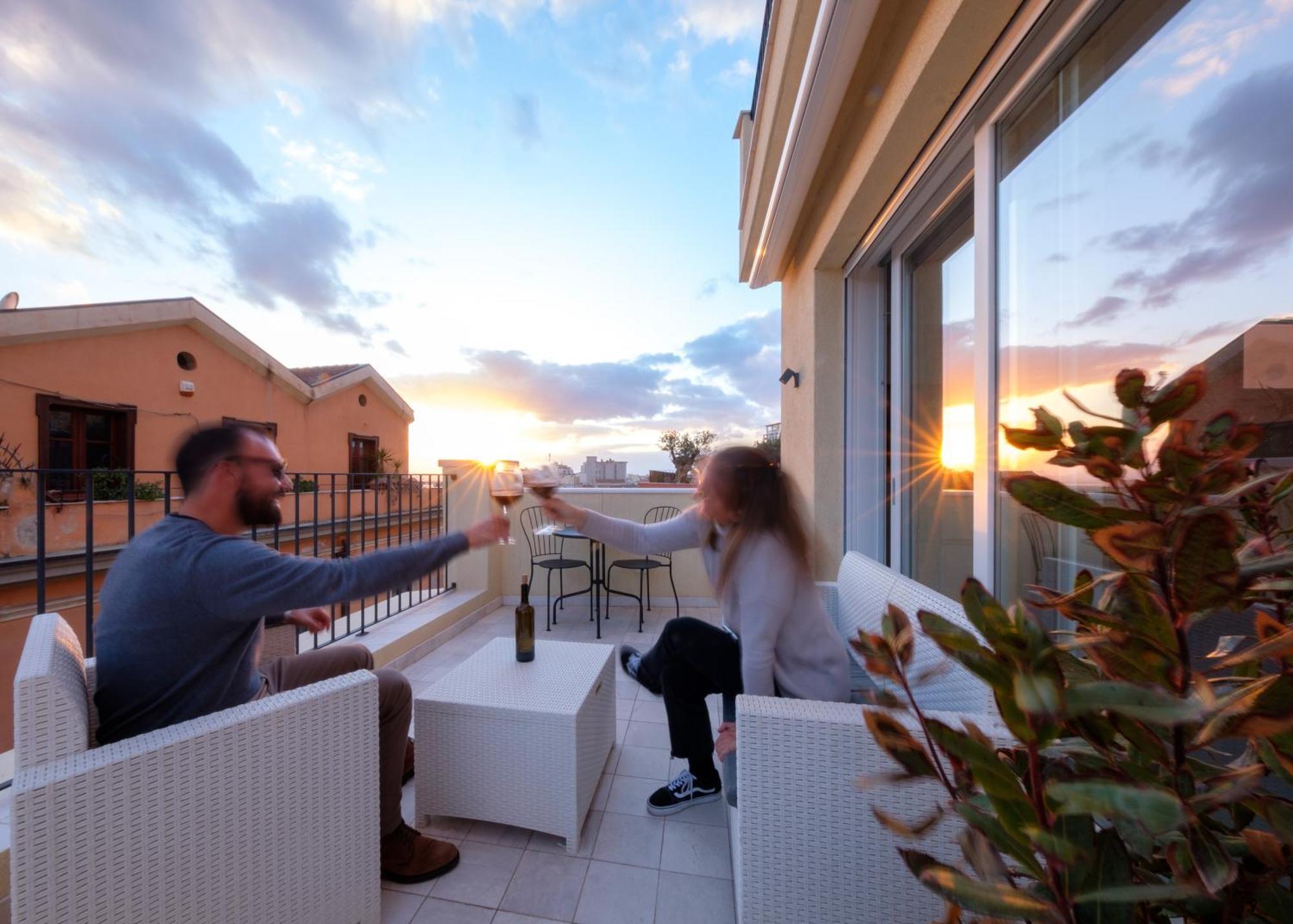 Luxury Suite La Terrazza In Pieno Centro In Cagliari Kültér fotó