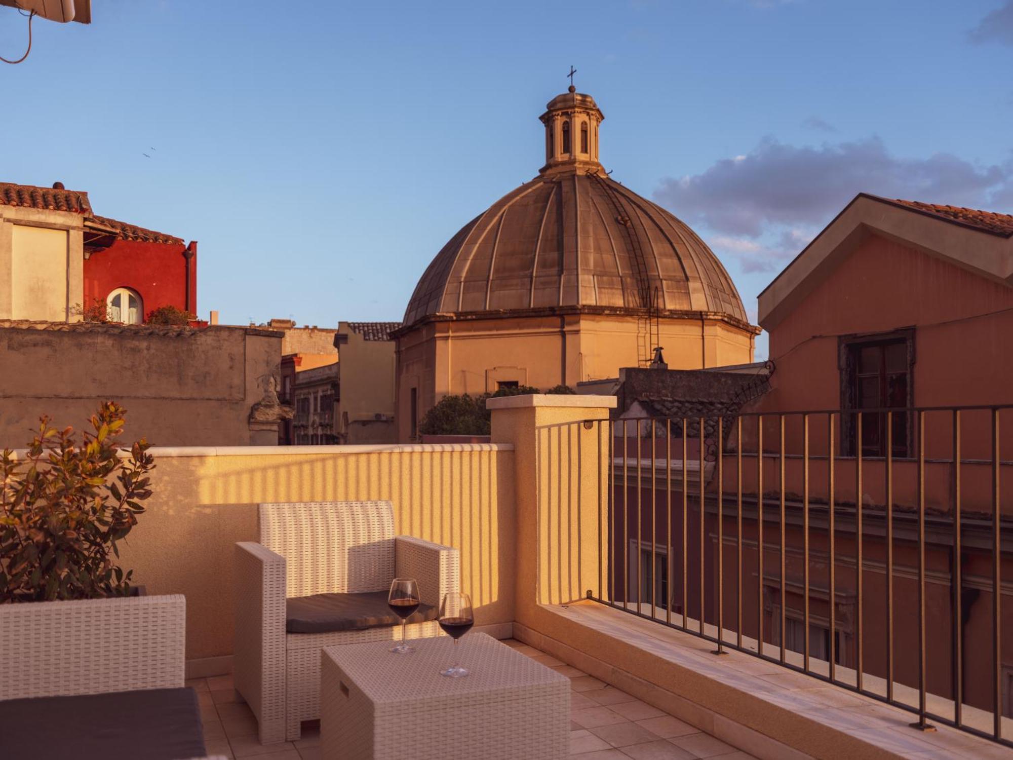 Luxury Suite La Terrazza In Pieno Centro In Cagliari Kültér fotó